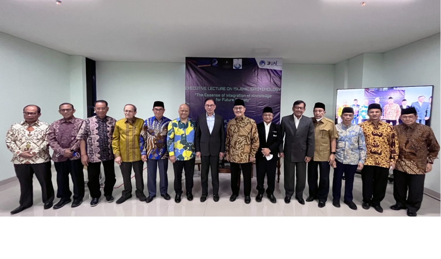 H. E. Dato’ Seri Dr. Anwar Ibrahim’s Executive Lecture: Islamic Epistemology, Huntington’s Ideas and the Essence of Integration of Knowledge for the new generation